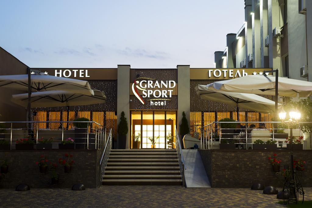 Grand Sport Hotel Бровары Экстерьер фото